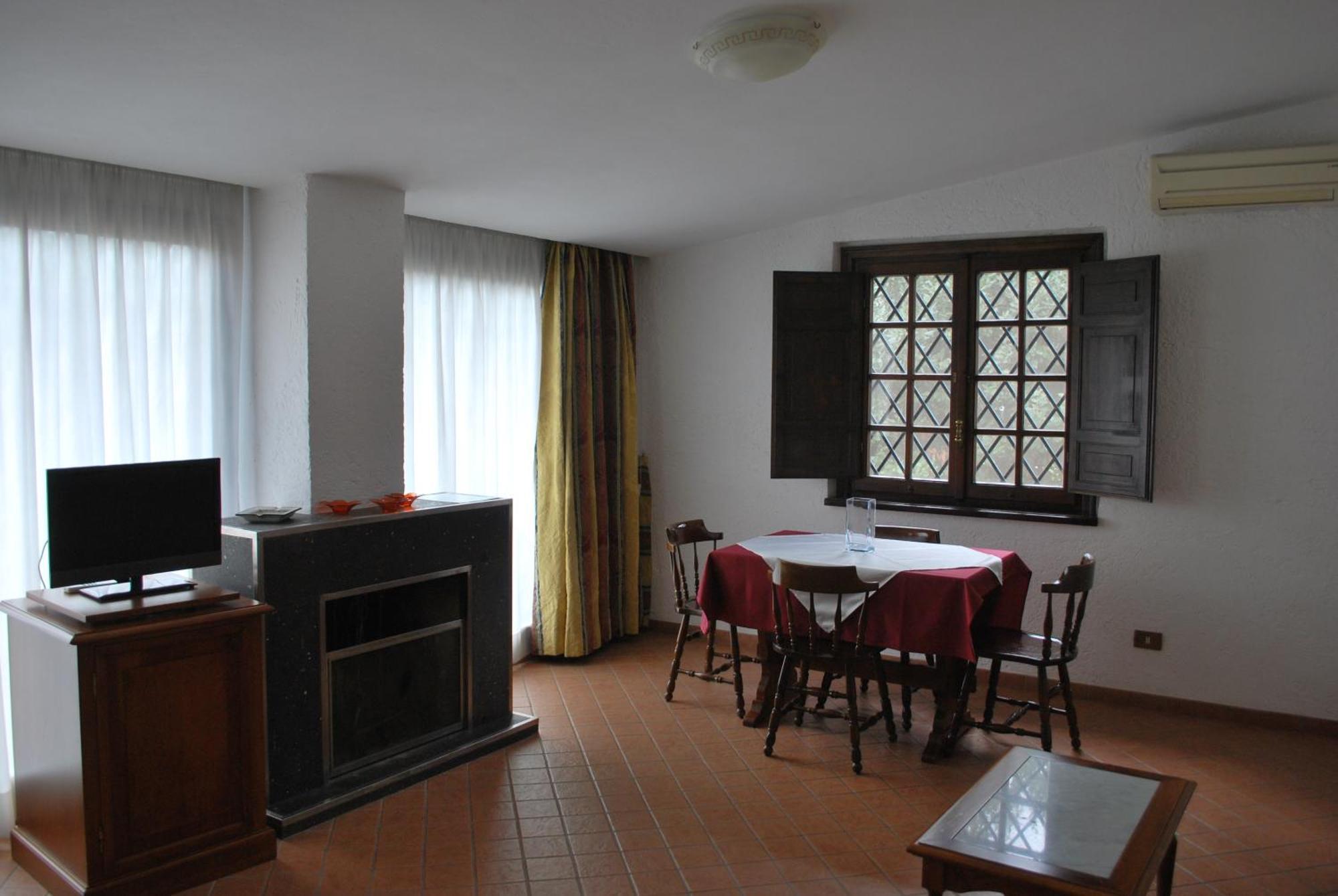 Apart-hotel Casale Mostacciano Roma