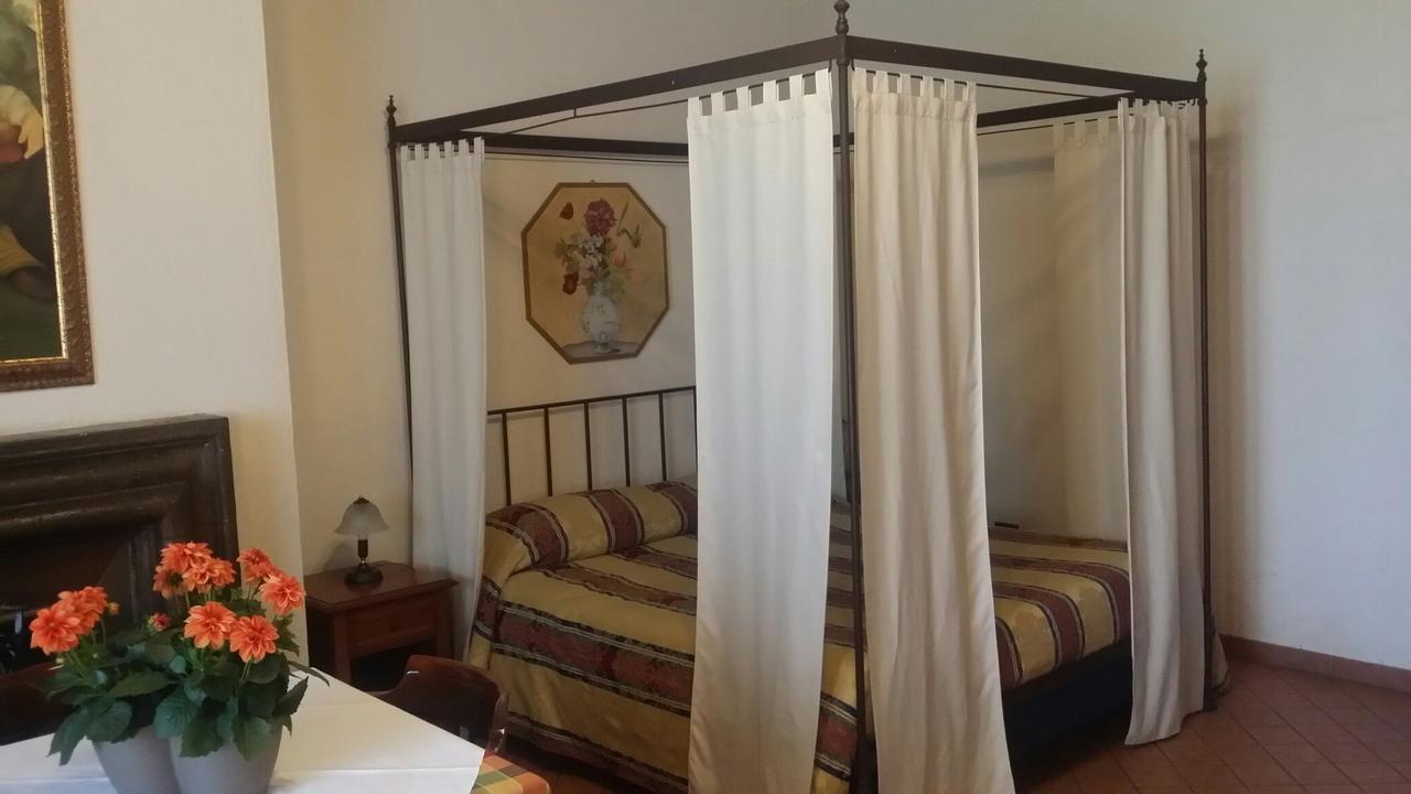 Apart-hotel Casale Mostacciano