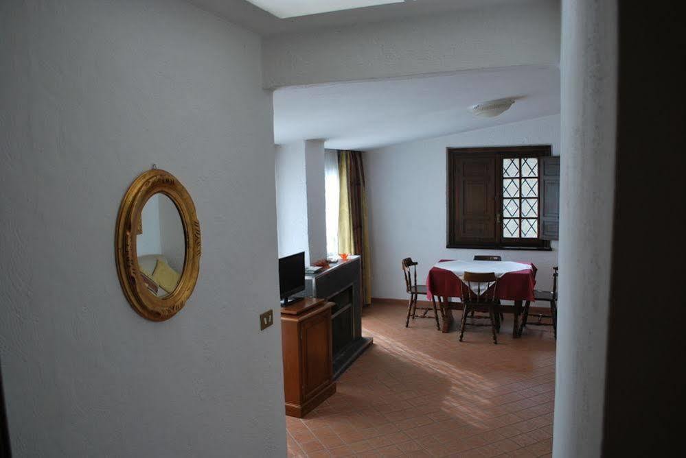 Casale Mostacciano 3* Roma