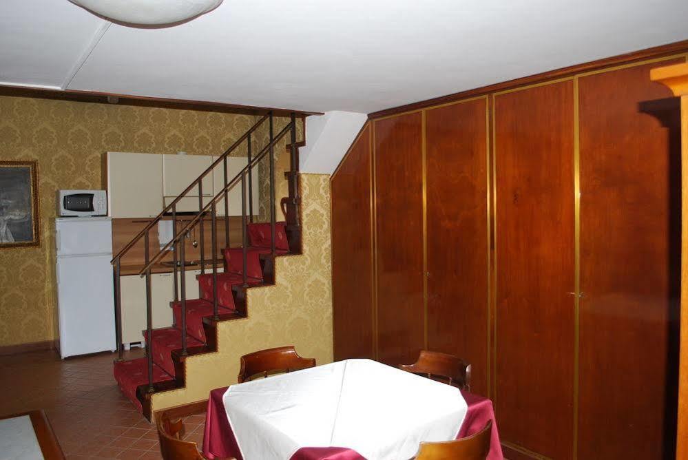 Apart-hotel Casale Mostacciano 3*
